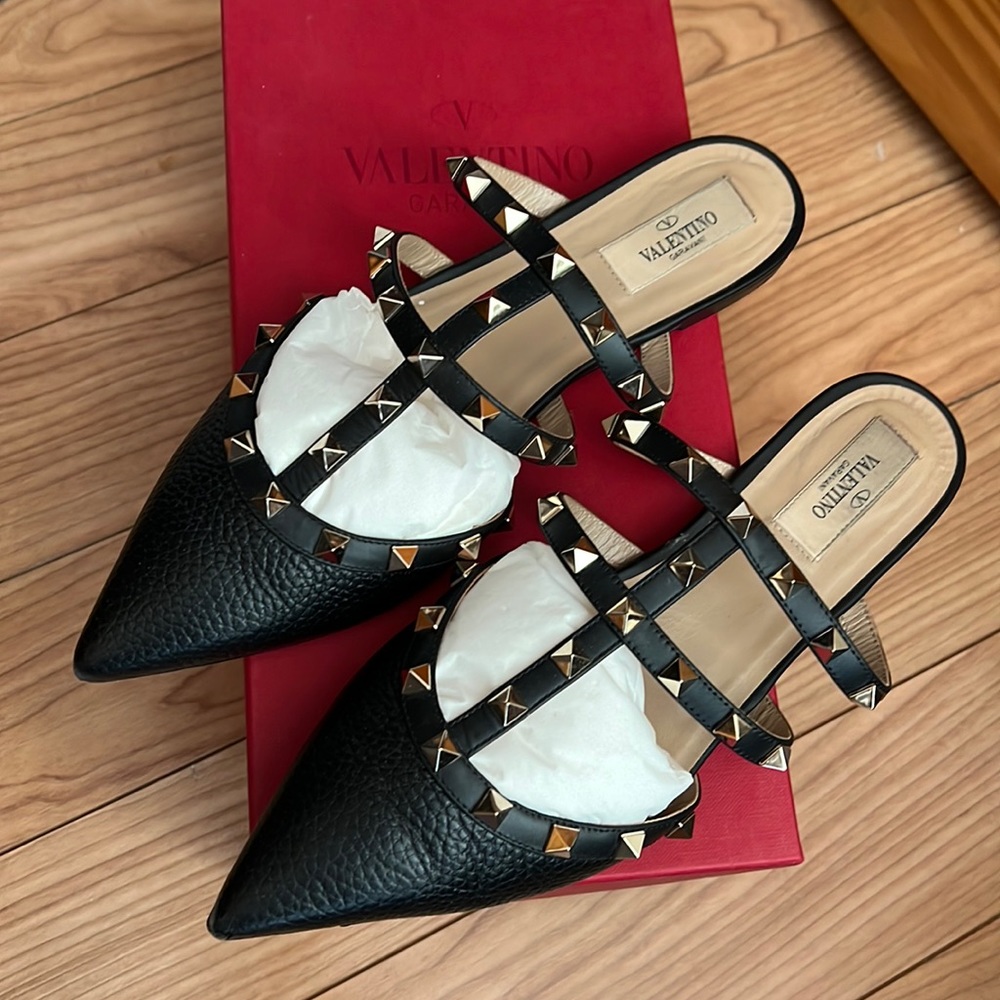 Valentino Flats / Mules